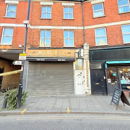 Guest house Finsbury Park *