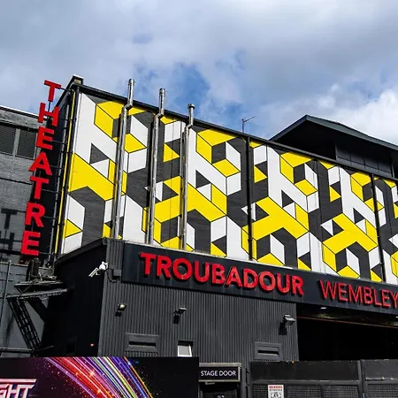 Cosy Double A Stones Throw From Wembley Stadium *