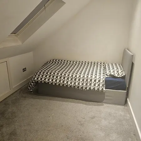 Bed & Breakfast Upton House *