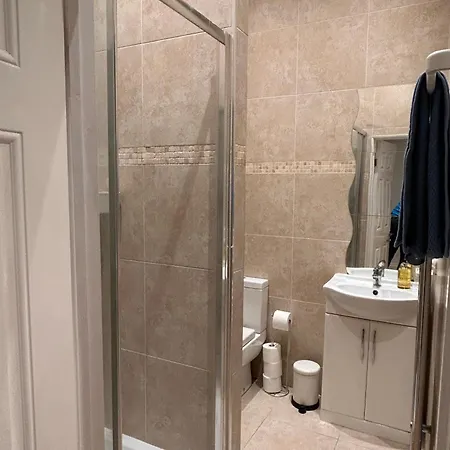 London Studio Stays * London