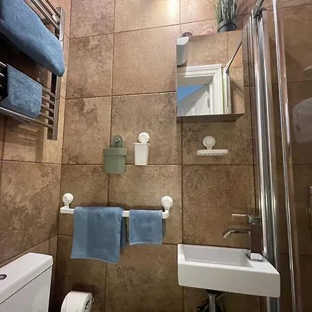 London Studio Stays London