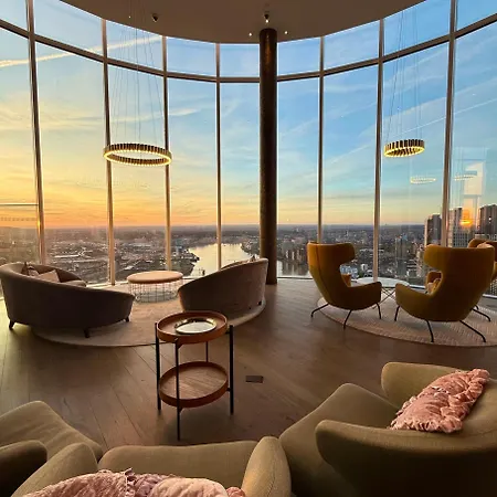 Luxury View 2 Bedroom In Canary Wharf London