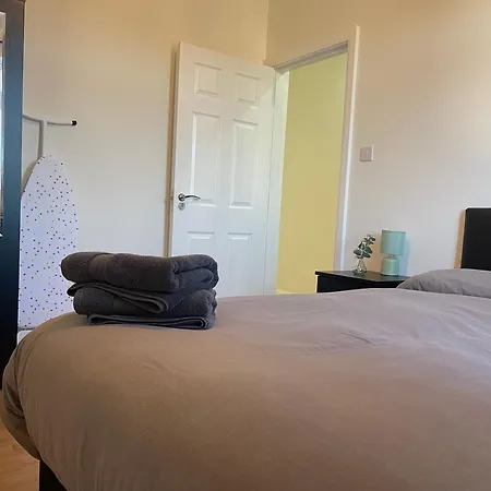 Hanwell Serviced Greenford (Greater London)