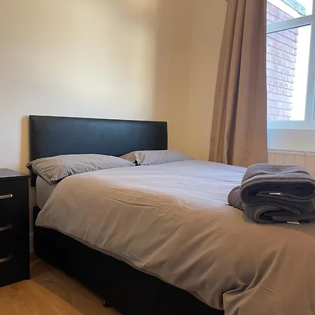Holiday home Hanwell Serviced *