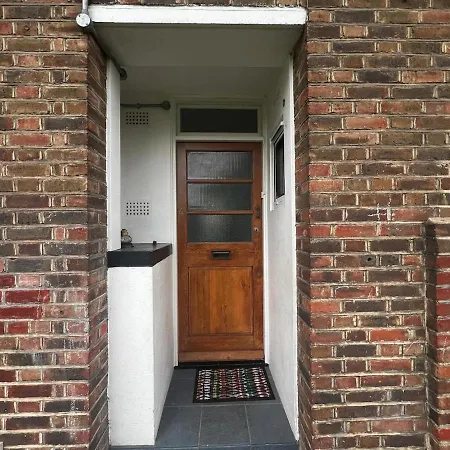 Apartment Golden Maisonette Next To Camden Town With Private Parking