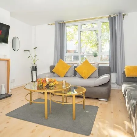Apartment Golden Maisonette Next To Camden Town With Private Parking