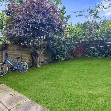 Apartment Experience Comfort & Style Cosy Private In Roundway