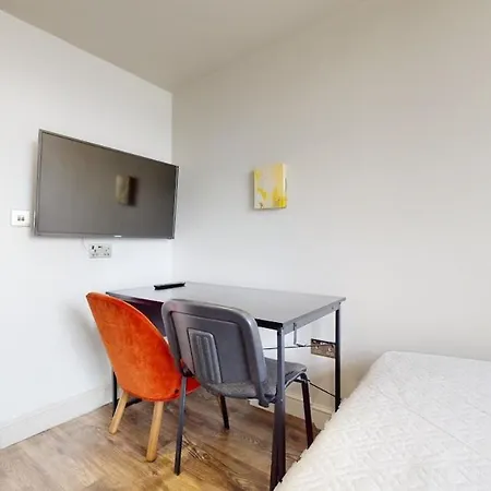 Apartment Hyde Park