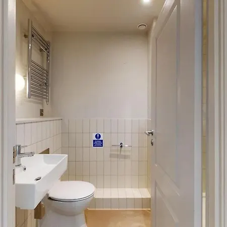 Hyde Park Apartment
