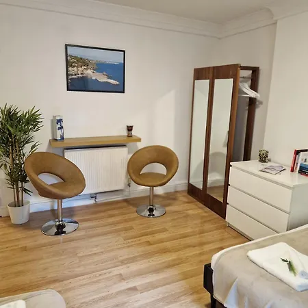 Charming 2 Bedrooms Flat For 6 In King's Cross * London