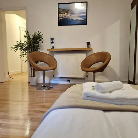Charming 2 Bedrooms Flat For 6 In King's Cross * London