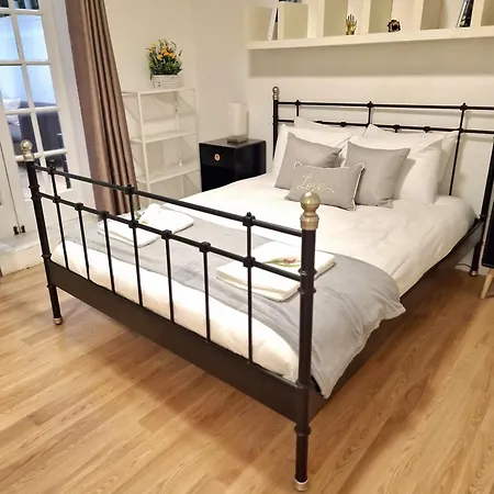 Apartment Charming 2 Bedrooms Flat For 6 In King's Cross *