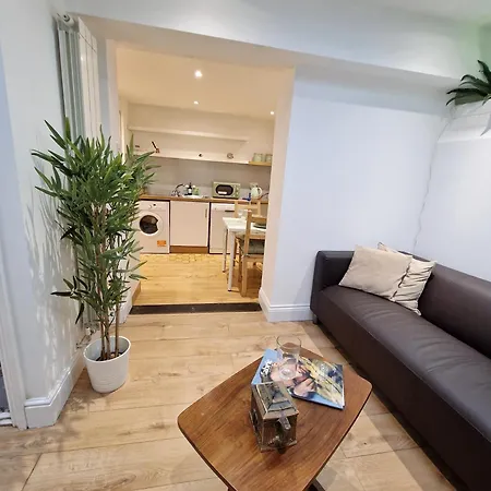 Charming 2 Bedrooms Flat For 6 In King's Cross * London
