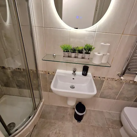 Apartment Charming 2 Bedrooms Flat For 6 In King's Cross London