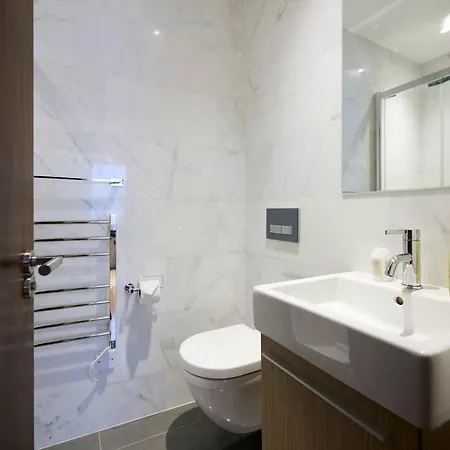 The Hamilton Gardens Hideaway - Modern 4bdr With Garden * London