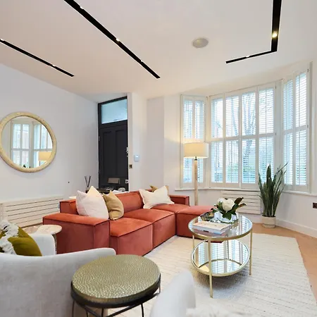 The Hamilton Gardens Hideaway - Modern 4bdr With Garden Apartment London