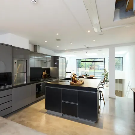 Apartment The Hamilton Gardens Hideaway - Modern 4bdr With Garden