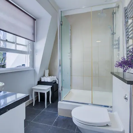 Hotel Lamont London