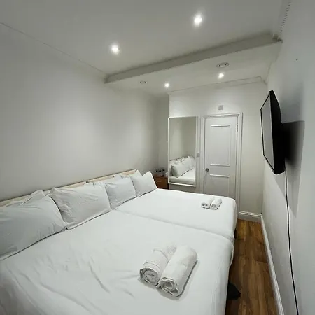 Hotel Lamont *