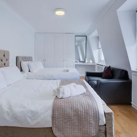 Hotel Lamont London