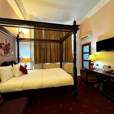 Bridge Park 3* London