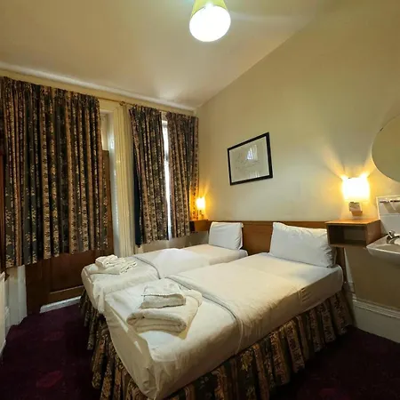 Bridge Park 3* London