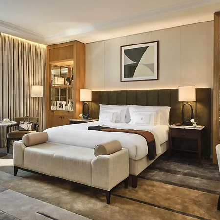 Corinthia Londyn