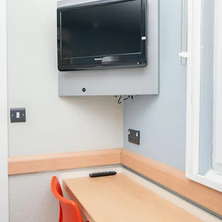 Отель Ibis Budget London Barking