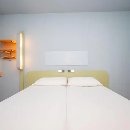 Ibis Budget London Barking Отель Баркинг