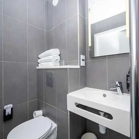 Ibis Budget London Barking 2*