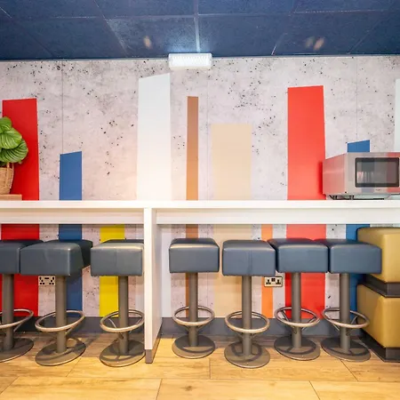 Ibis Budget London Barking Отель