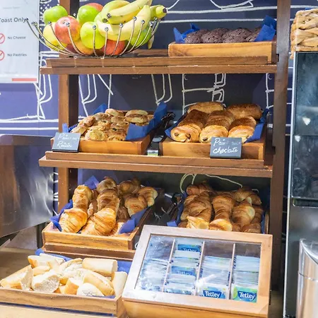 Отель Ibis Budget London Barking