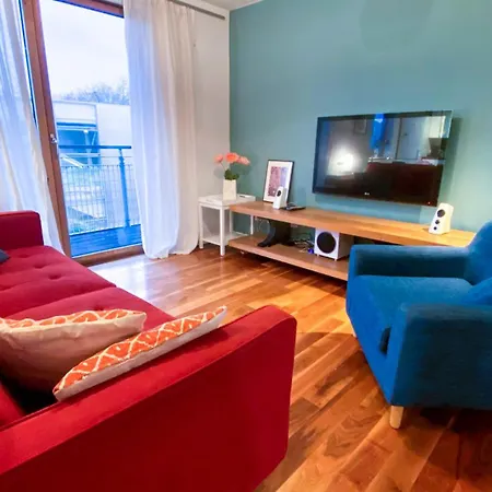 2 Bed Shoreditch With Parking * London