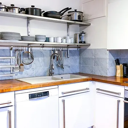 Apartment 2 Bed Shoreditch With Parking *