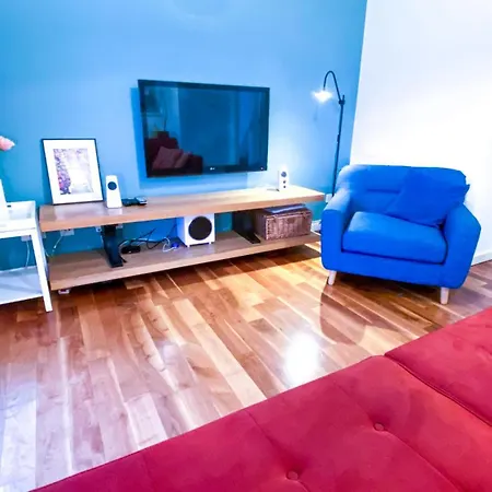 2 Bed Shoreditch With Parking Apartment London