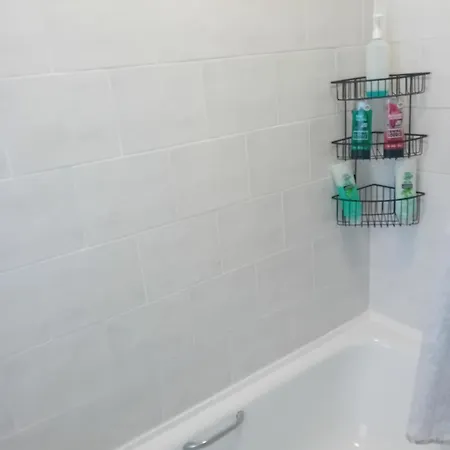 63 John Aird Court Homestay