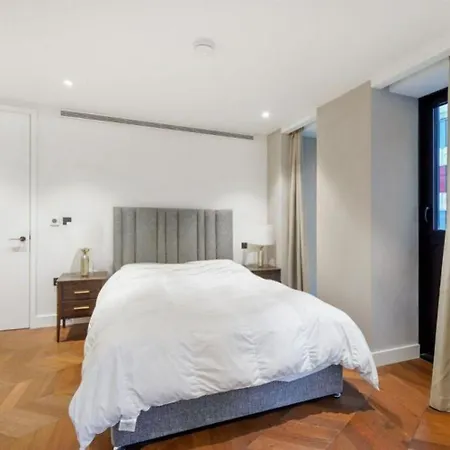 Covent Garden Leicester Square Modern Luxury Sleeps 5 London