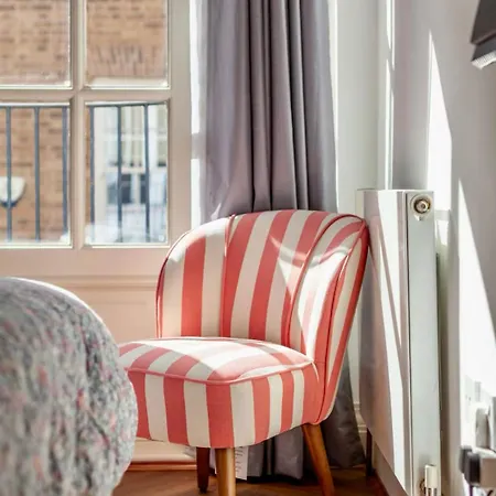 Luxury 2 Bedroom House Near Mayfair - Prime Location