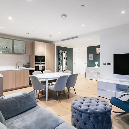 Battersea Power Station 2-bed Flat Apartment London