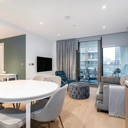 Battersea Power Station 2-bed Flat London