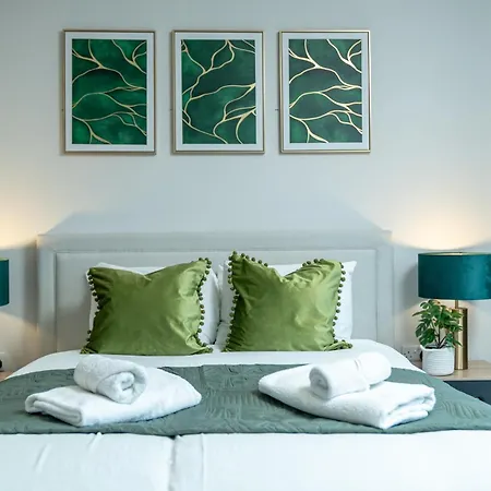 Apartment Boutique Lux London Apartments-free Parking Totteridge