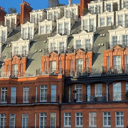 Apartment Mayfair - Two Bed, One Bath *
