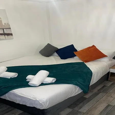 Cosy And Stylish Private In London * Enfield