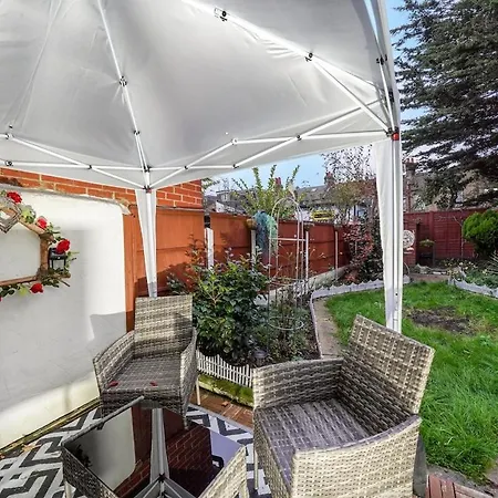 House In Great Location