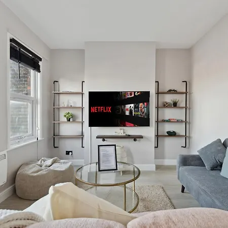 Apartment Parea Living - Charming Leyton Cozy East Retreat *