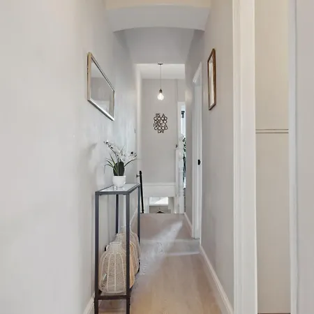 Parea Living - Charming Leyton Cozy East Retreat * London