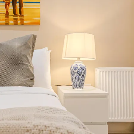Apartment Charming 2br Flat W Garden, 10min Clapham South St *