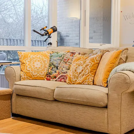 Apartment 1br Flat W Balcony, 10min Elephant&castle