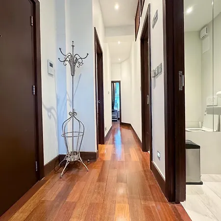 Apartment The Kensington Premium London