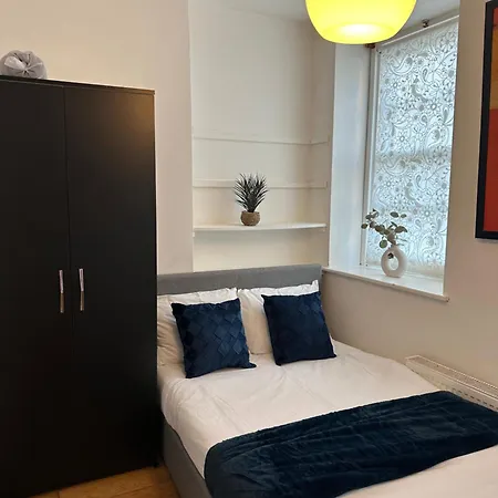Cozy Family-friendly 2 Bedroom Flat In Kingscross, St Pancras! London